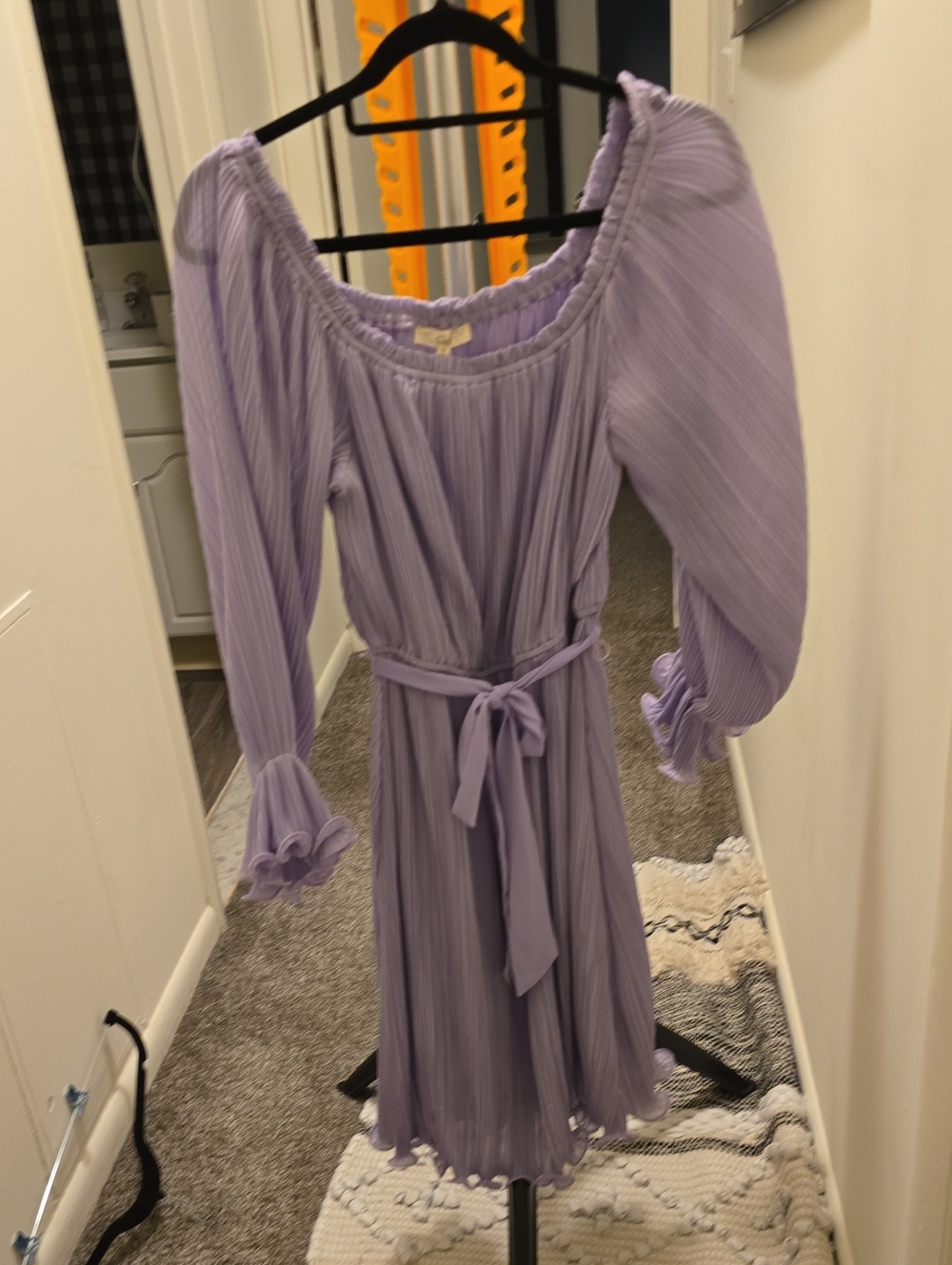 NWot Easel Pleated Lavender Long-Sleeve Midi Dress with Waist Tie